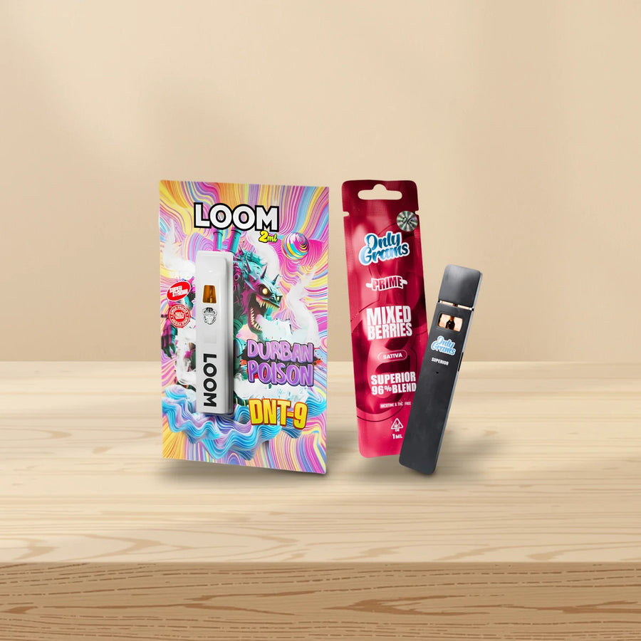 Alternative zu T9HC Vapes: Loom Vape Durban Poison und OnlyGrams Vape Mixed Berries auf heller Eiche